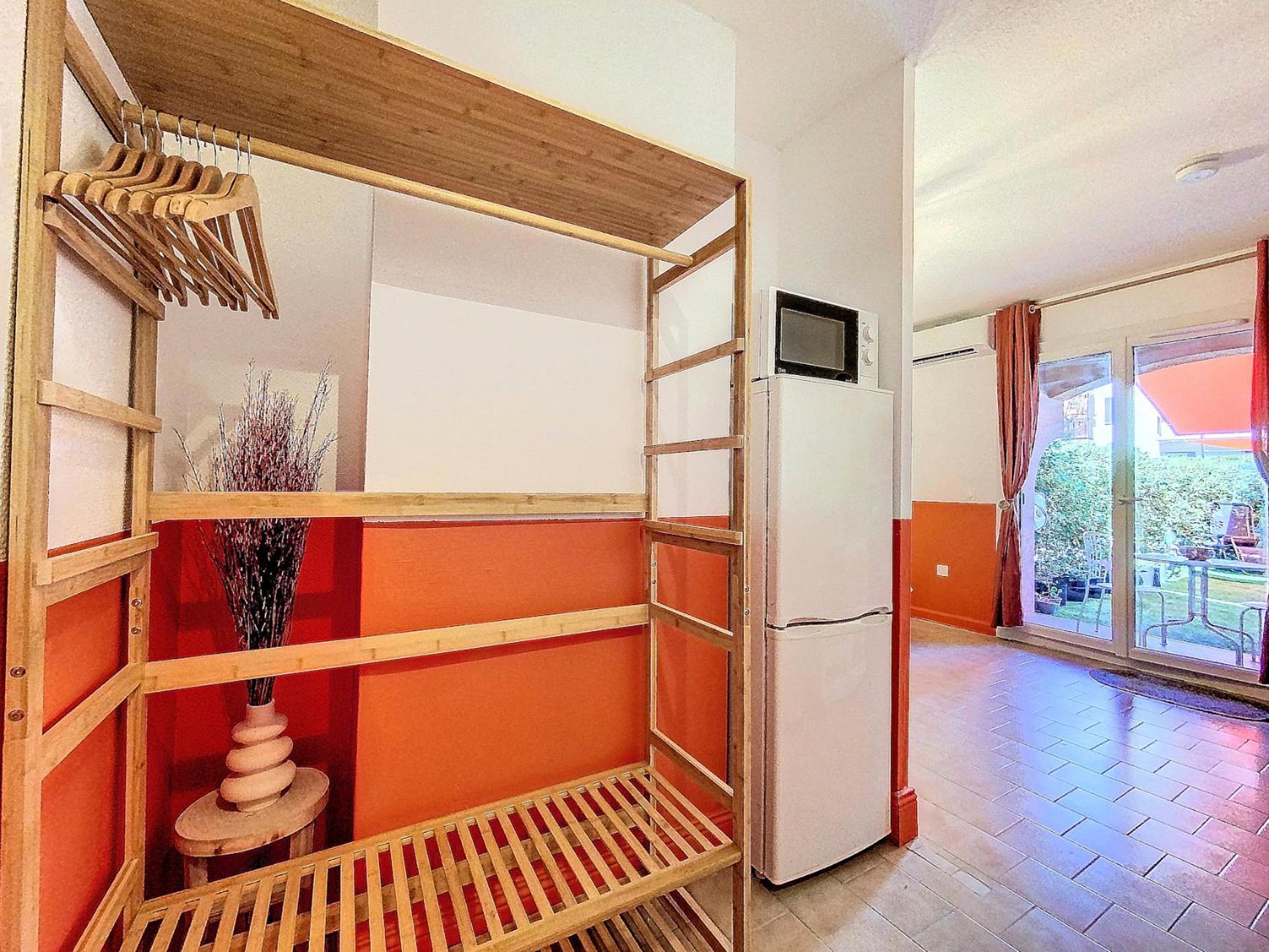 Cosy, Wi-Fi, Jardin & Parking, Jasmins Studio En Cote-D'Azur Валлорис Экстерьер фото